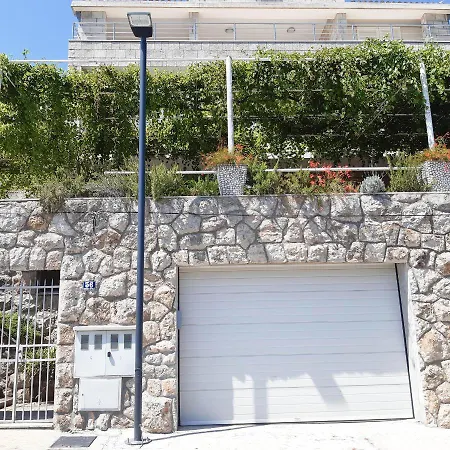 Διαμέρισμα 3 Bedroom With Terrace & Sea View Ντουμπρόβνικ